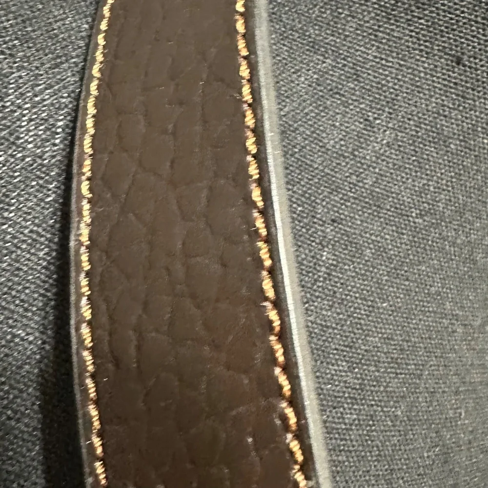 Black & Brown Reversible Belt Genuine Leather. Size LM (8-12) Kids.